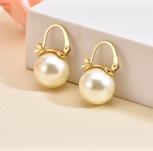 Pearl Ball Earring